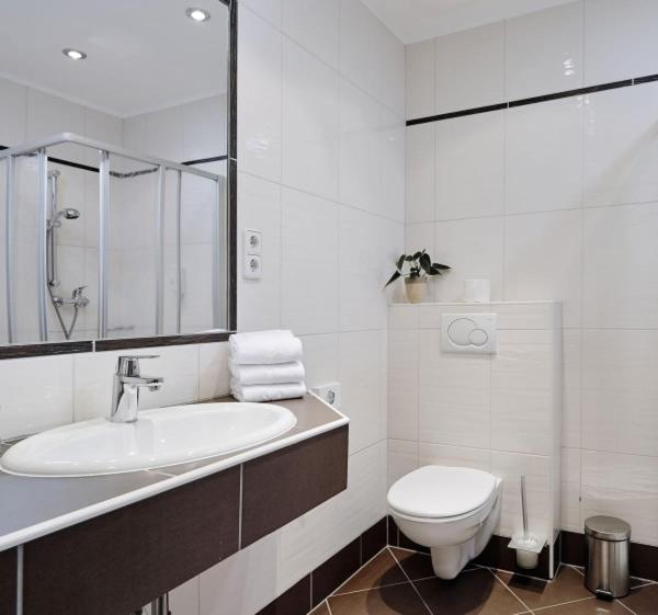 Hotel Bergglueck ฟิลซ์โมส ภายนอก รูปภาพ